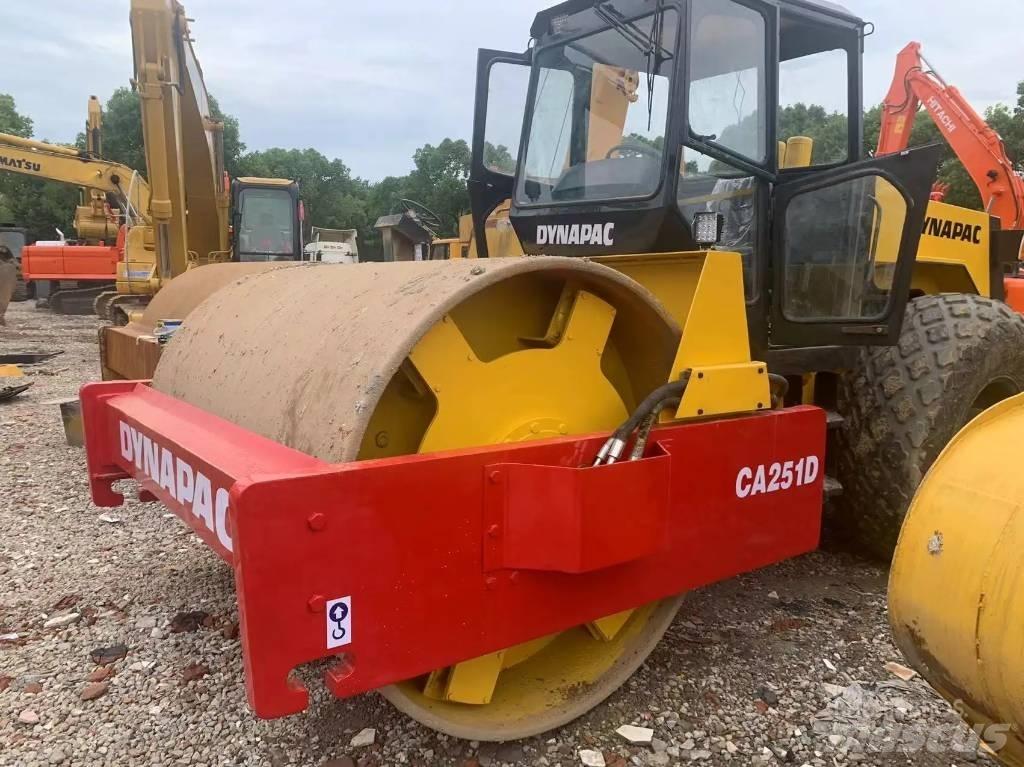 Dynapac CA251D Single drum rollers