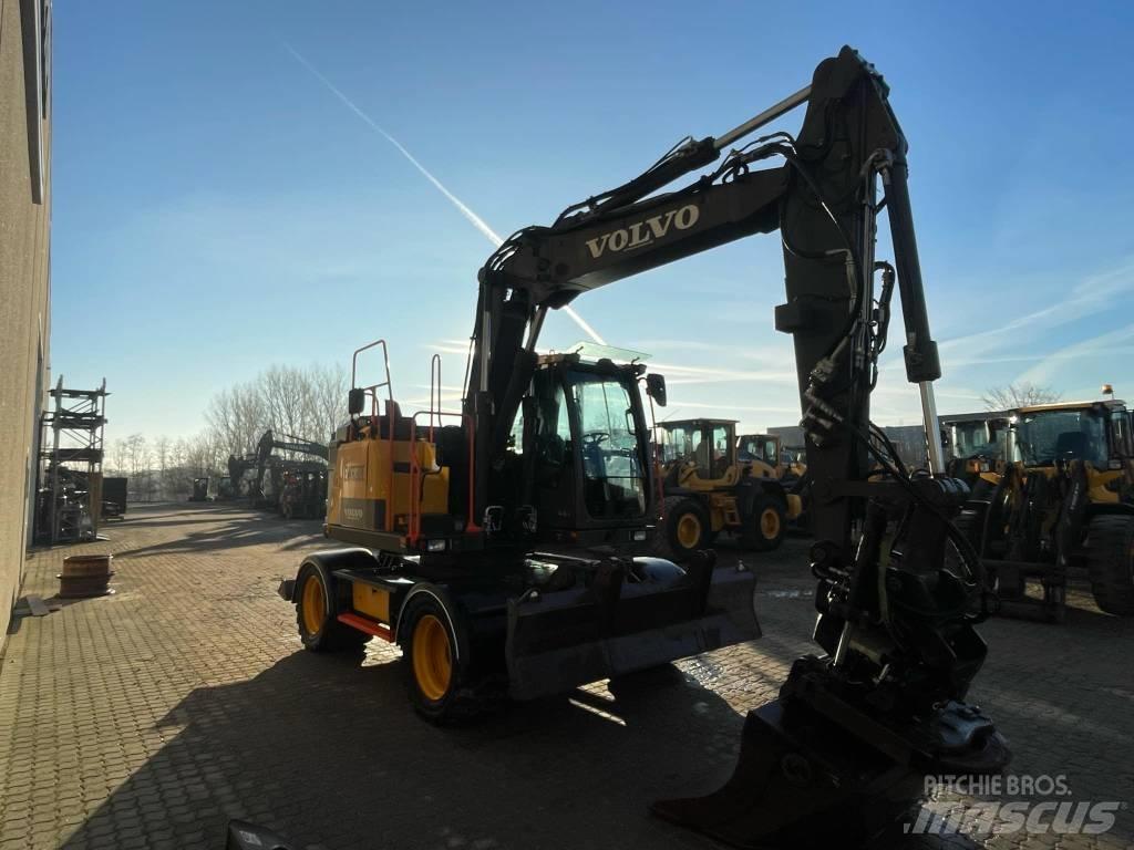 Volvo EWR130E Wheeled excavators