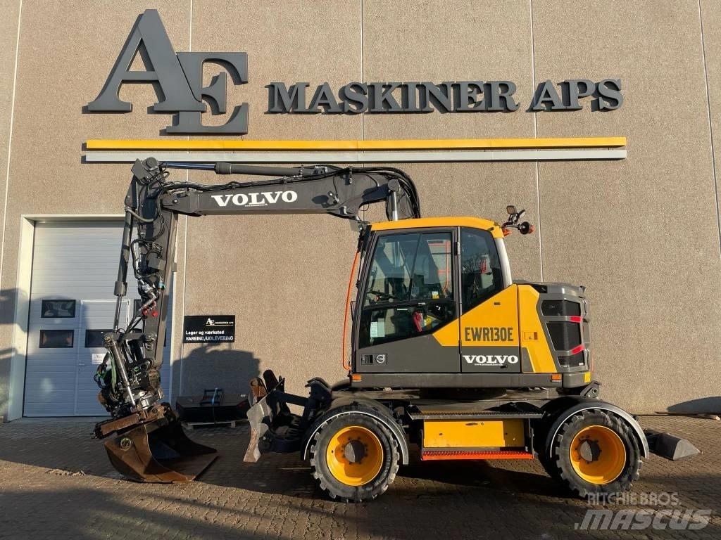 Volvo EWR130E Wheeled excavators