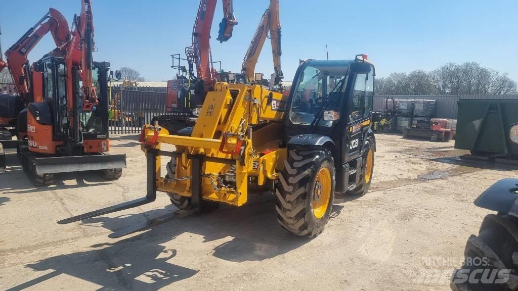 JCB 541-70 Agri Xtra Telehandlers