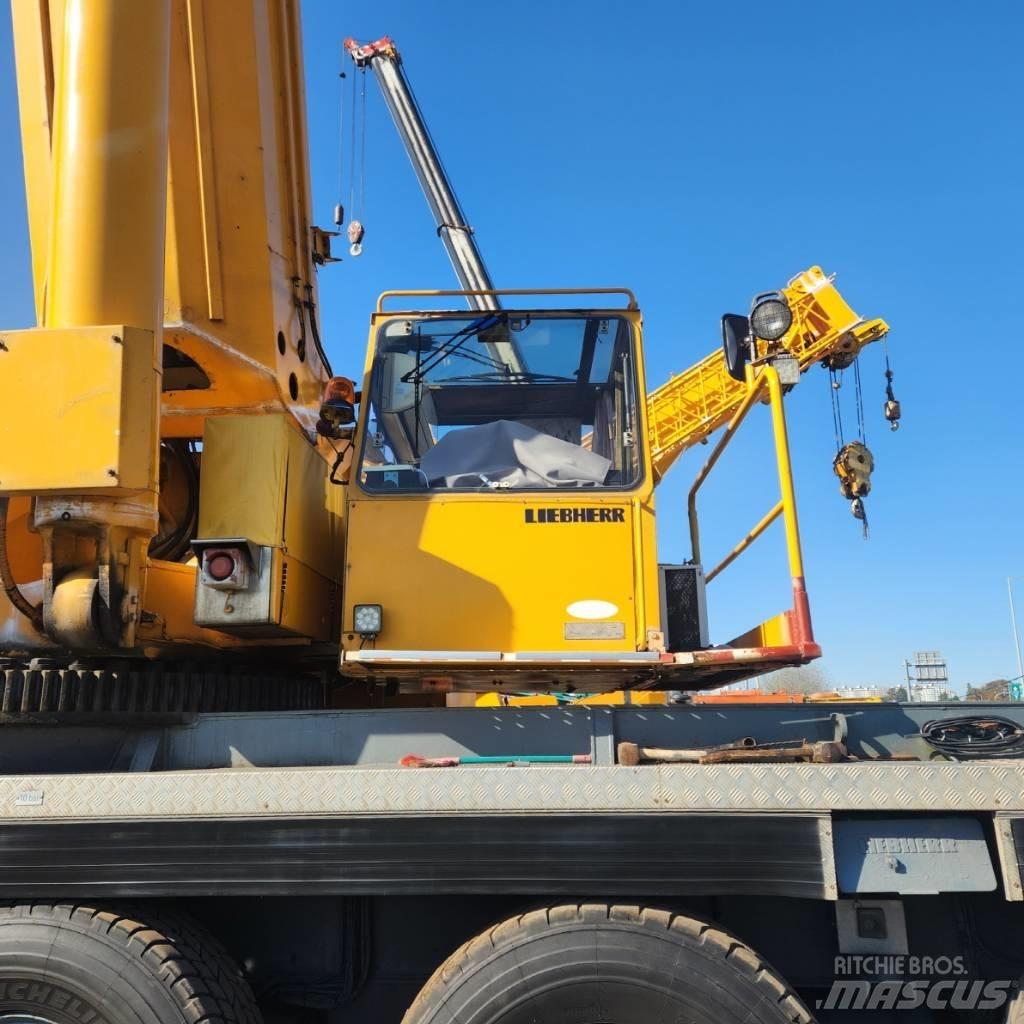 Liebherr LTM 1400 All terrain cranes