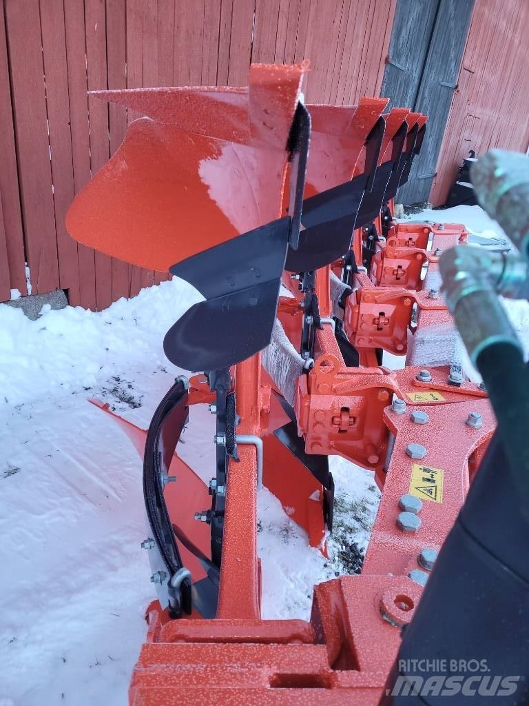 Kubota RM 3005V Reversible ploughs