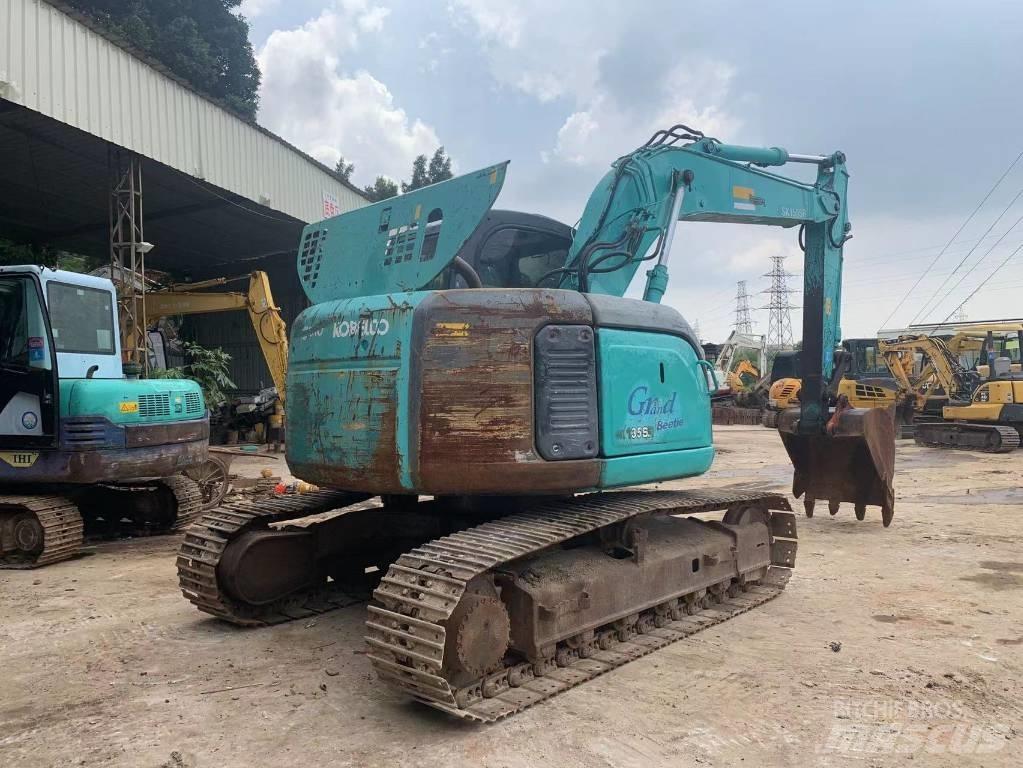 Kobelco SK 135 Crawler excavators