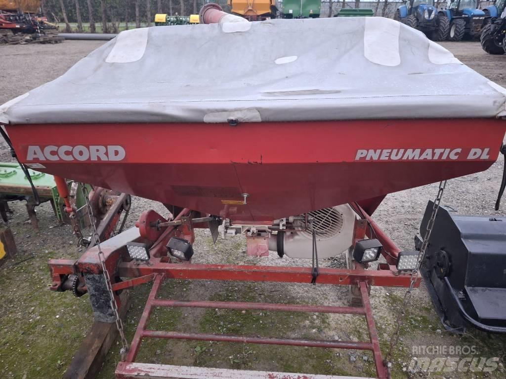 Kverneland Accord Combination drills