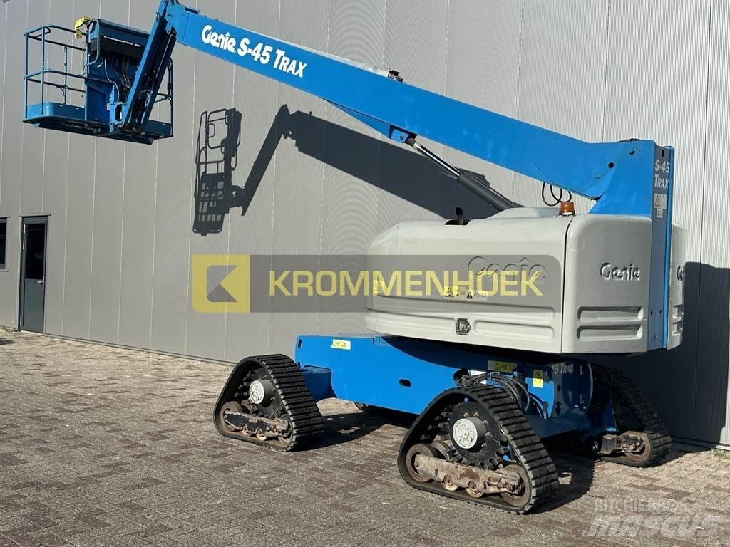 Genie S 45 Trax Telescopic boom lifts
