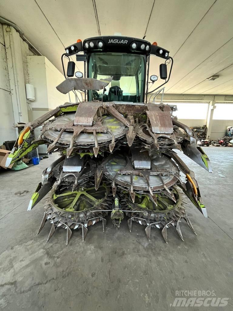 CLAAS Orbis 750 Combine harvester heads