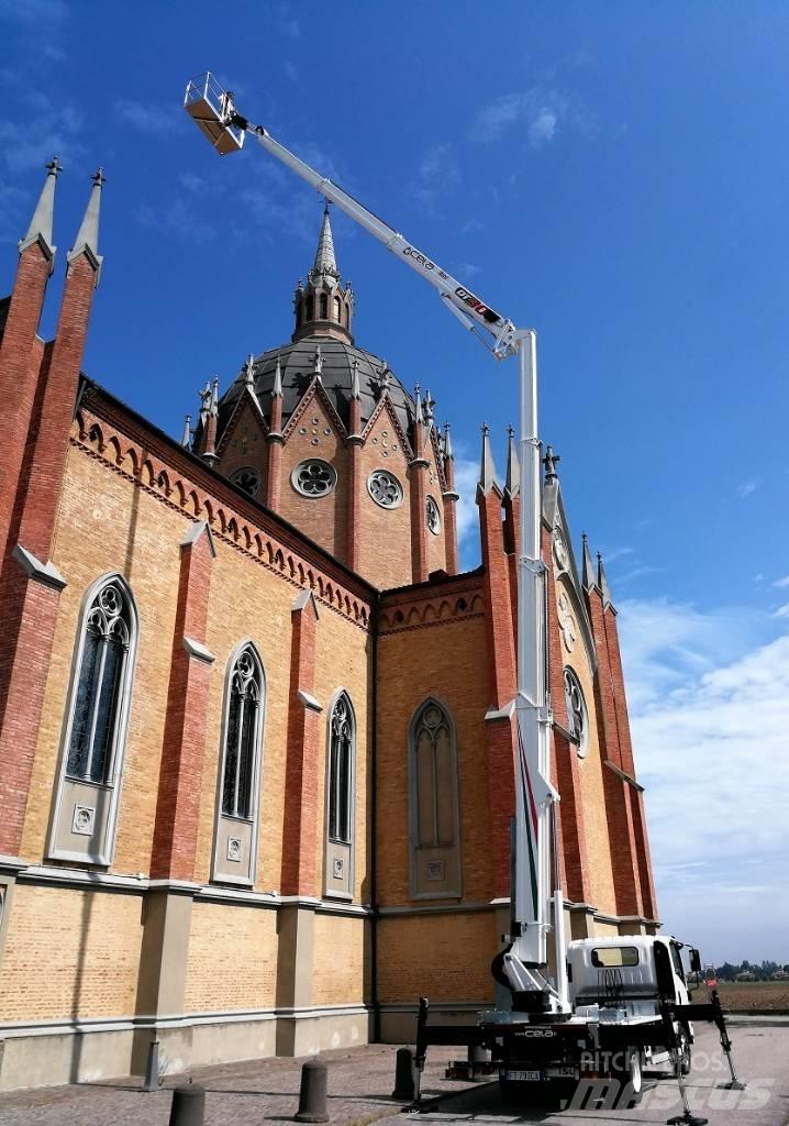 Cela DT 30 Truck mounted platforms