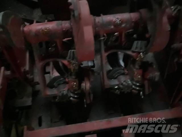 New Holland Hayliner Square balers