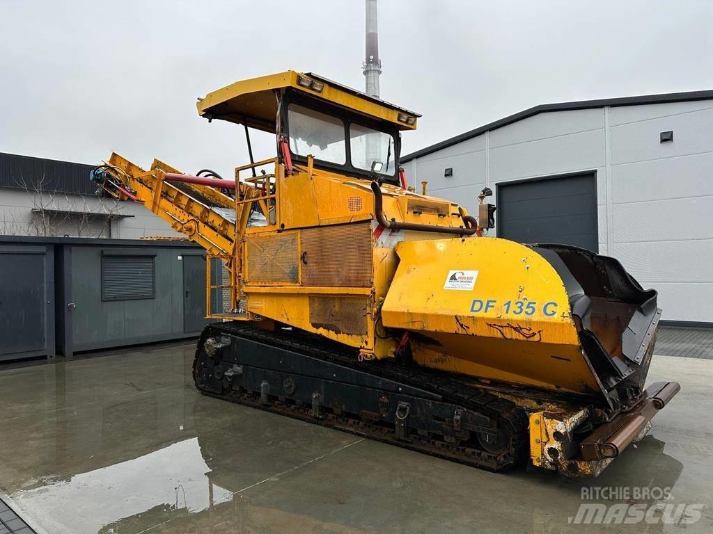 Demag DF 135 C Asphalt pavers