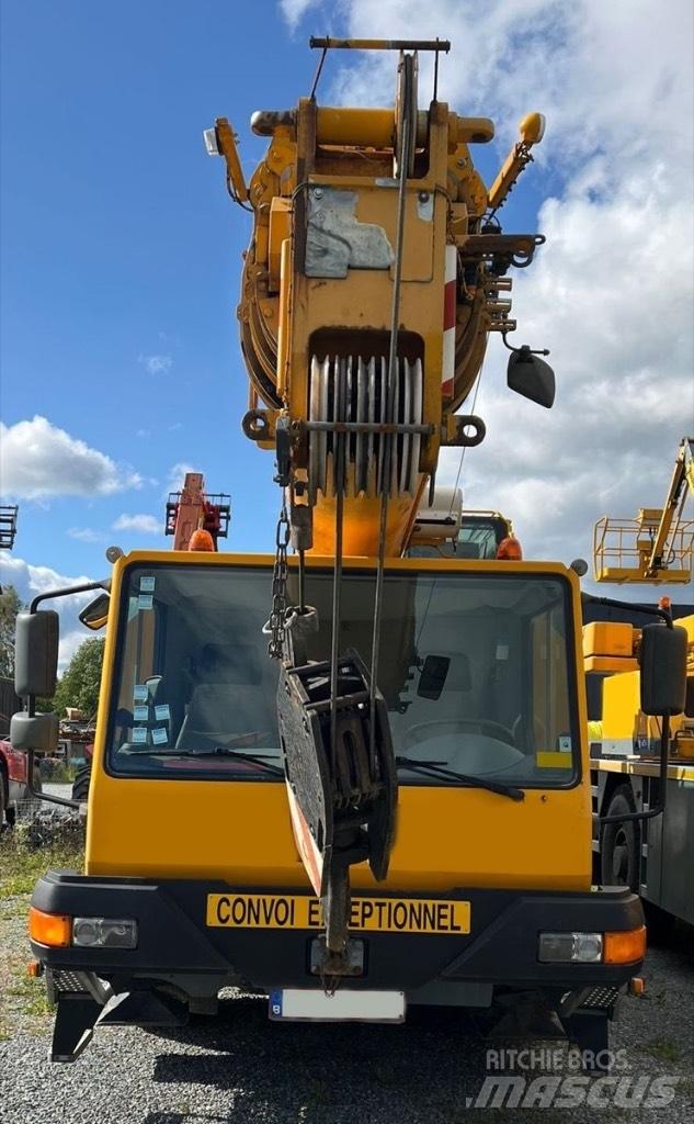 Liebherr LTM 1030-2 Rough terrain cranes
