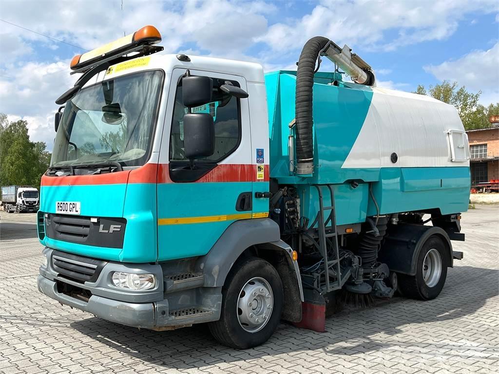 Johnston VT650 Sweepers