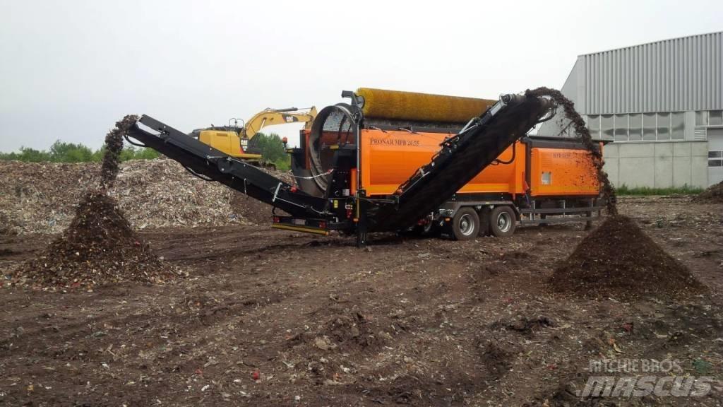 PRONAR MPB 20.55 Mobile screeners