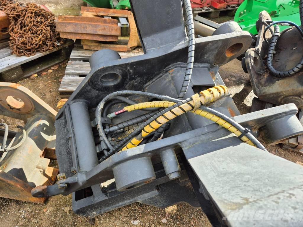 Komatsu PC 210-6K Crawler excavators