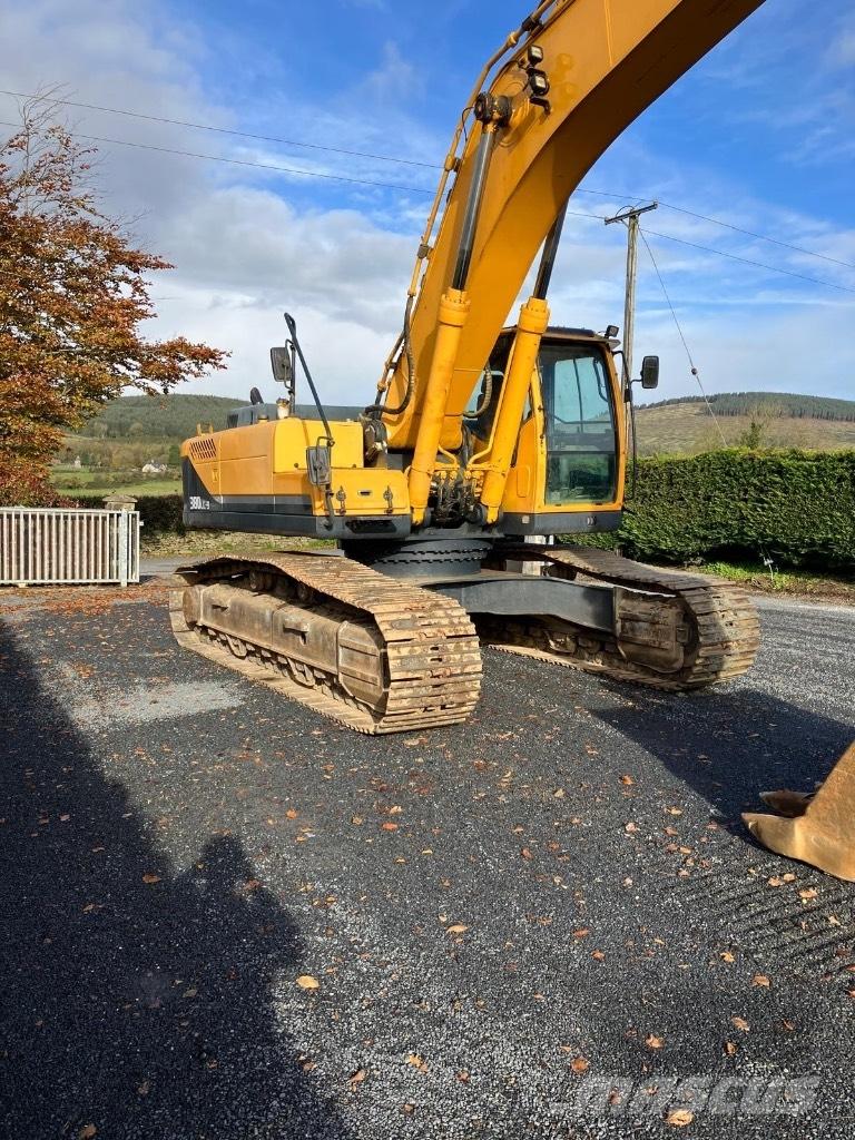 Hyundai 385 LC-9 Crawler excavators