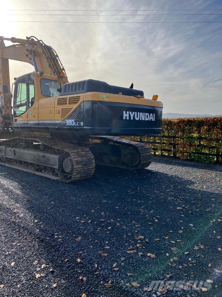 Hyundai 385 LC-9 Crawler excavators