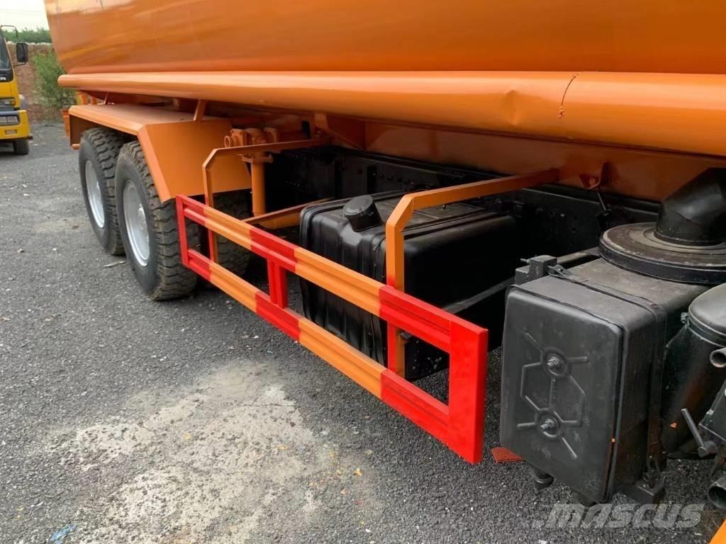 Shacman F3000 6X4 Water bowser