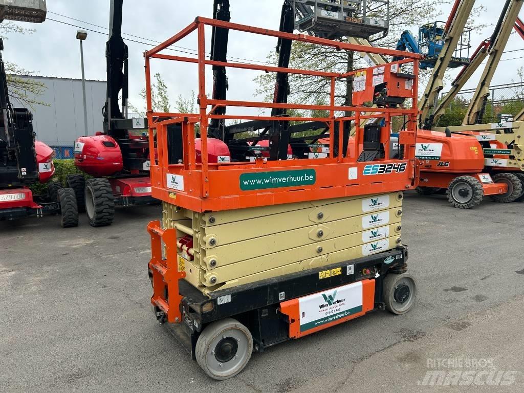 JLG 3246 ES Scissor lifts