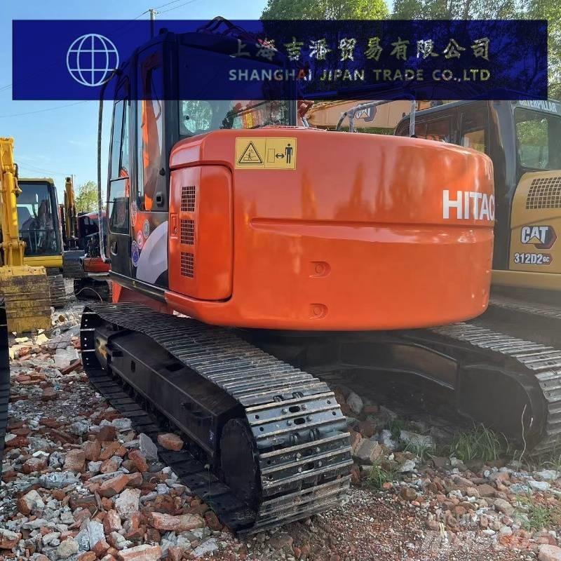 Hitachi ZX 135 Crawler excavators