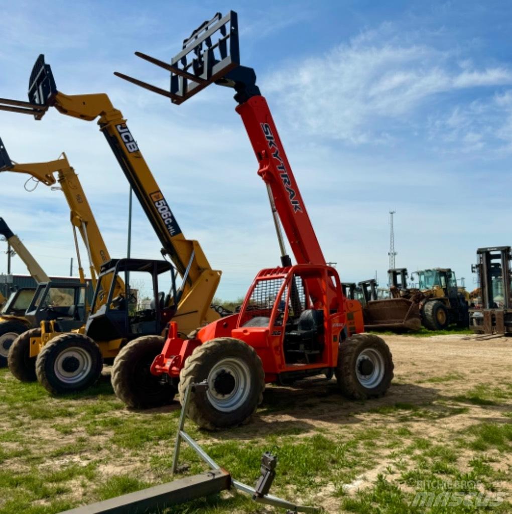 SkyTrak 3606 Telescopic handlers