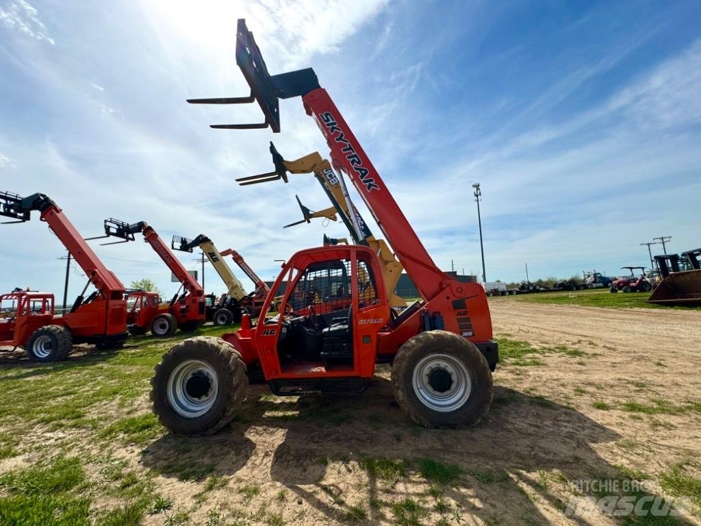 SkyTrak 3606 Telescopic handlers