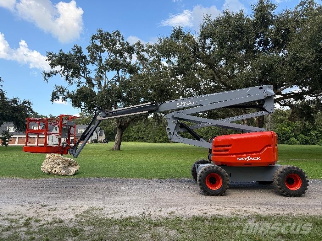 SkyJack SJ 63 AJ Articulated boom lifts