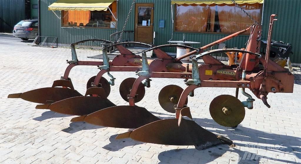 Kverneland 4 Ploughs