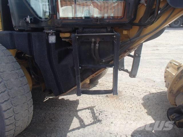 CAT 140 M VHP Plus Graders