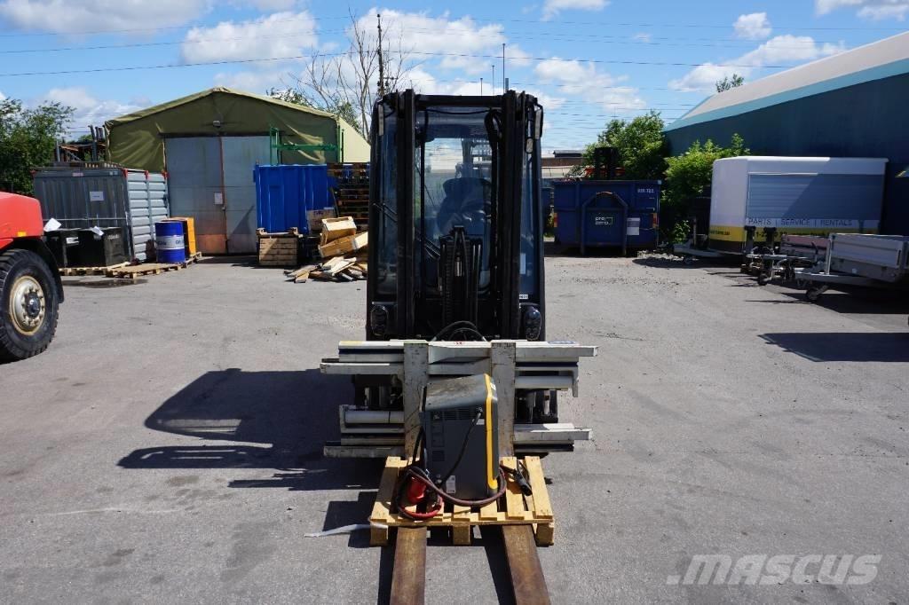 CAT EP25N Electric forklift trucks