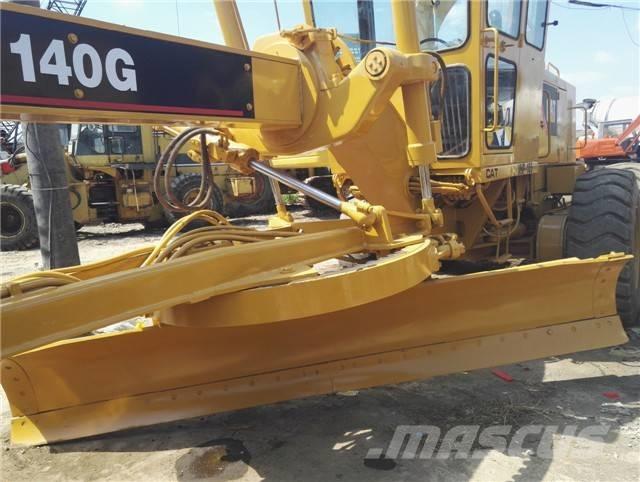 CAT 140 G Graders