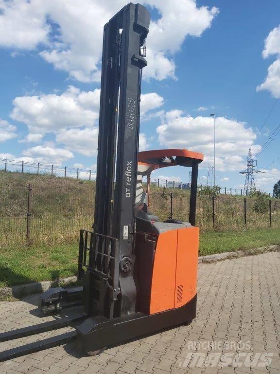 BT RR E 160 Reach truck