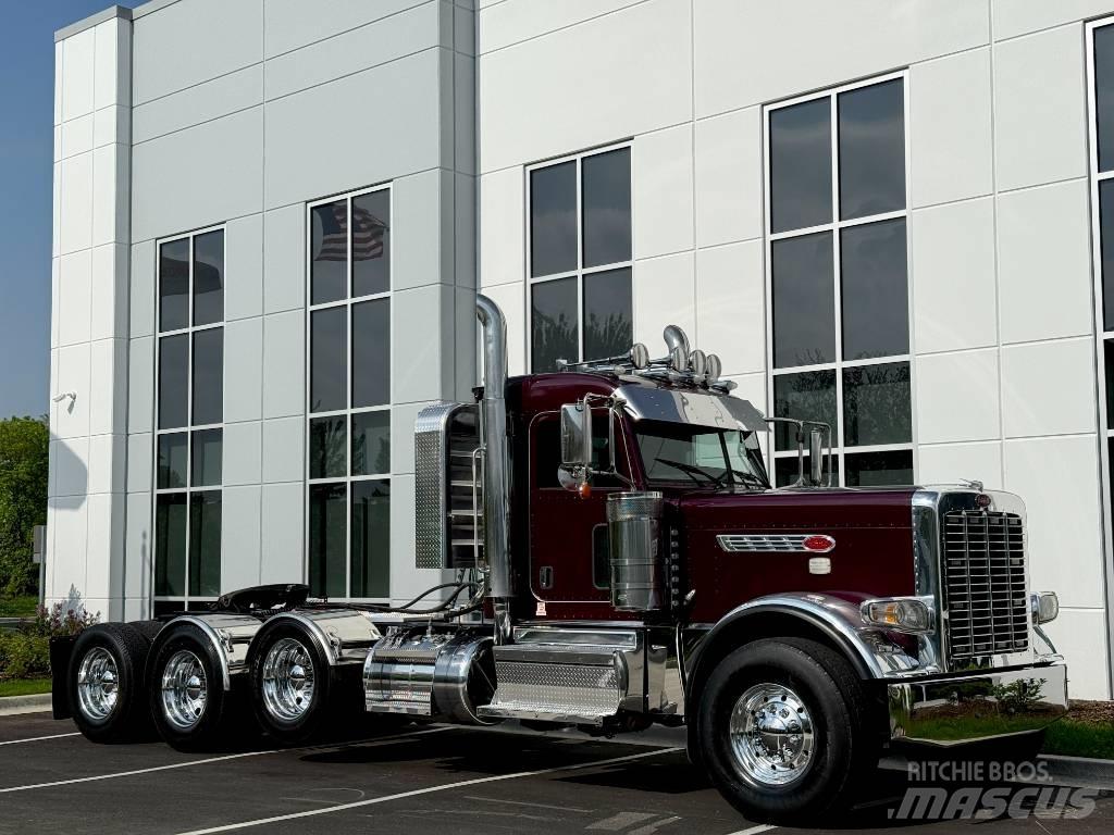 Peterbilt 389 Prime Movers