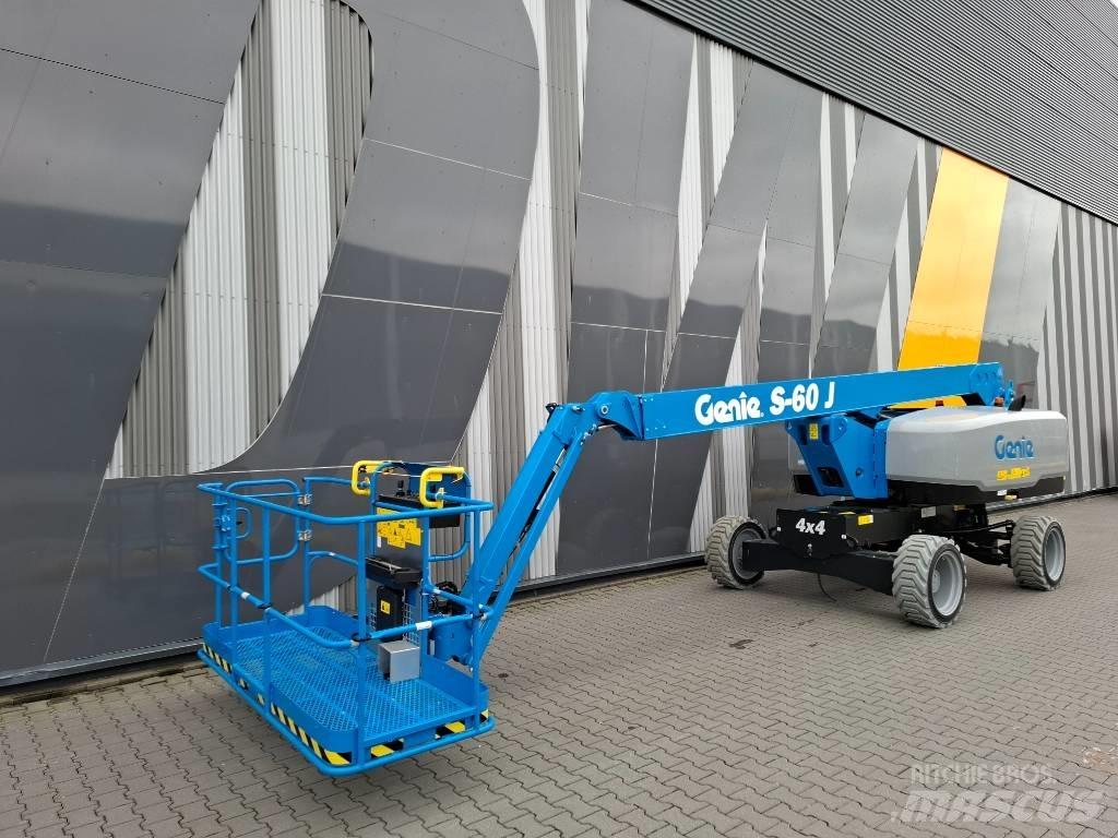 Genie S-60J Telescopic boom lifts