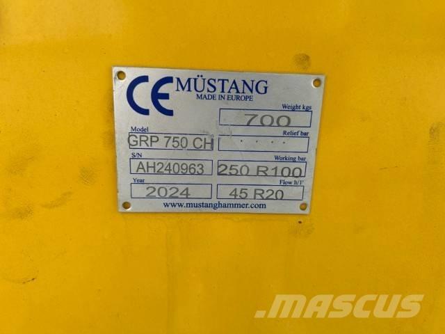 Mustang GRP 750 CH Grapples