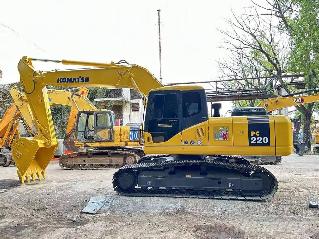 Komatsu PC220-8 Crawler excavators