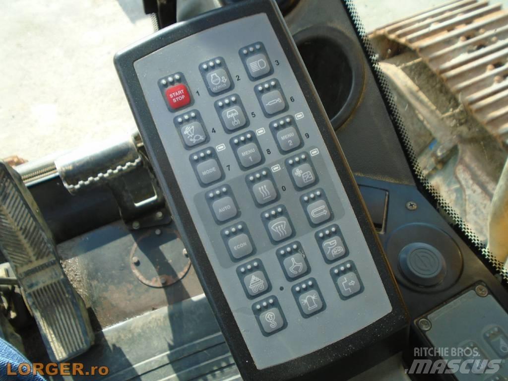 Liebherr R 916 Crawler excavators
