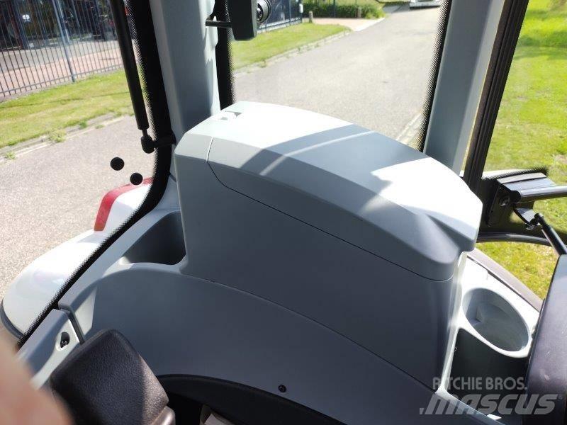 Valtra T 175 A Tractors