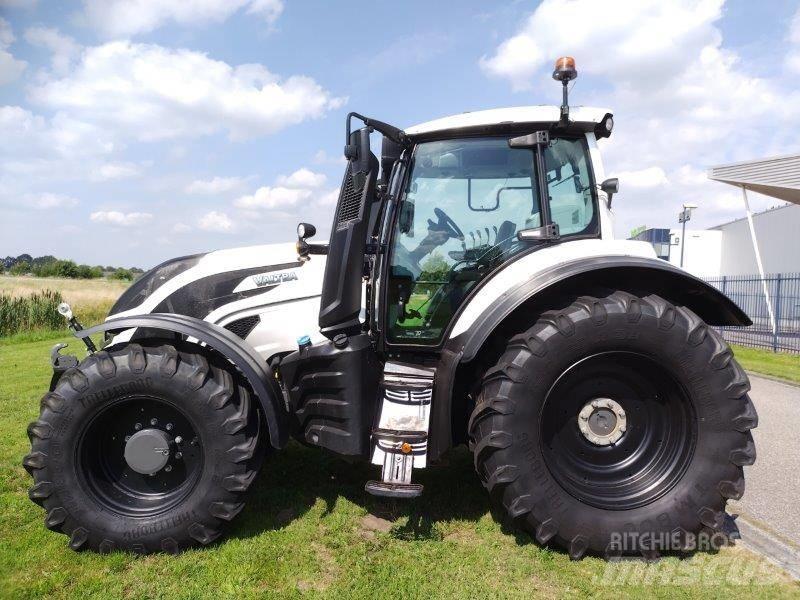 Valtra T 175 A Tractors