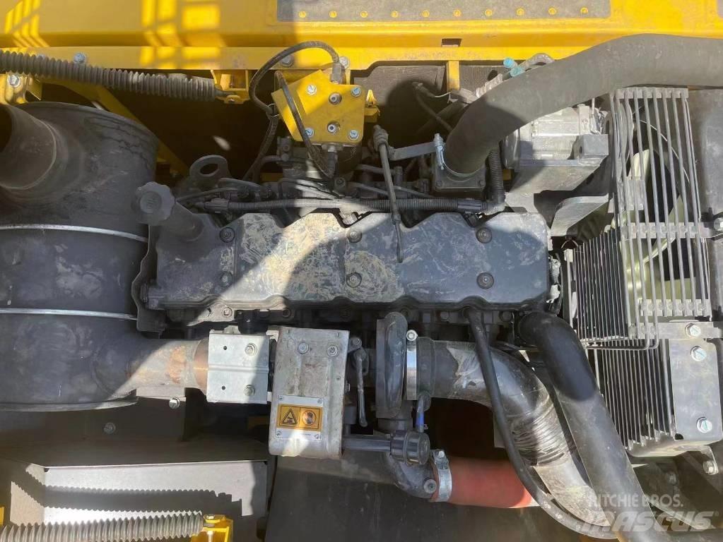 Komatsu PC 270 Crawler excavators