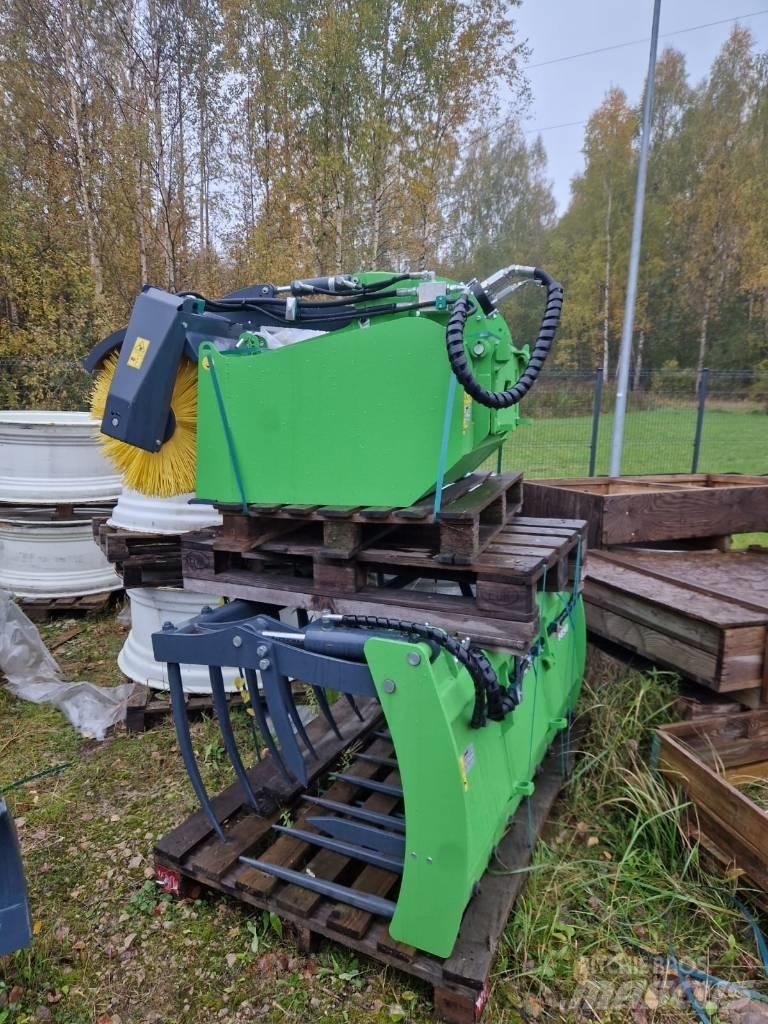 Avant XL silage grab Other tractor accessories