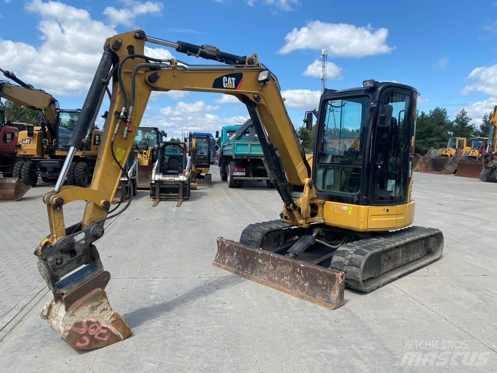 CAT 305 Mini excavators < 7t (Mini diggers)