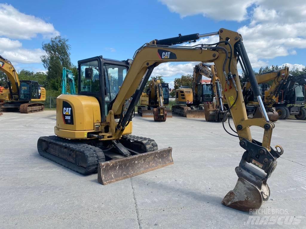 CAT 305 Mini excavators < 7t (Mini diggers)