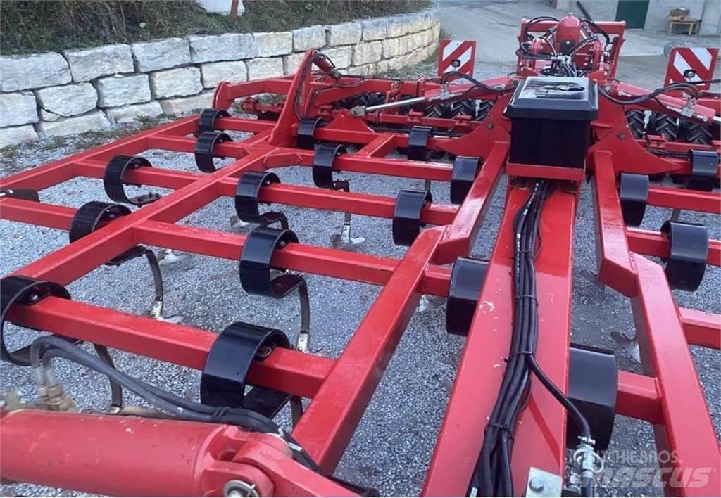 Horsch Tiger 6XL Cultivators