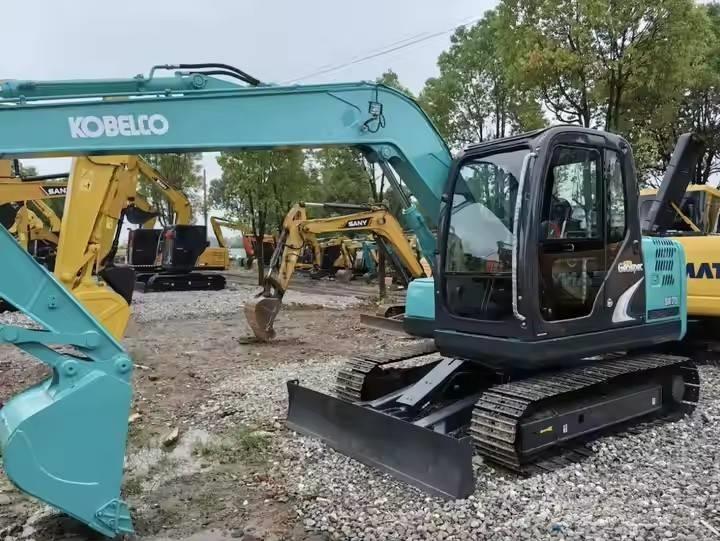 Kobelco SK75 Crawler excavators