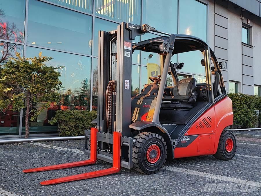 Linde H25T-02 LPG trucks
