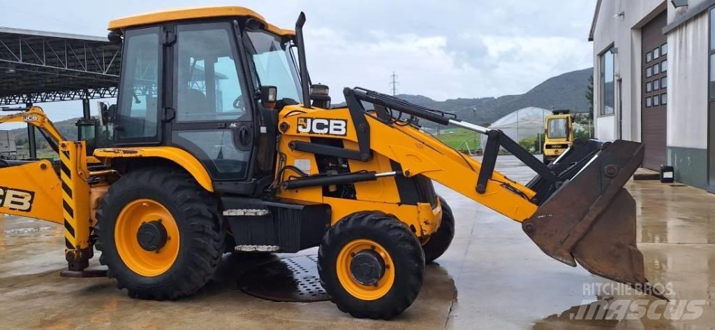 JCB 3DX Backhoe