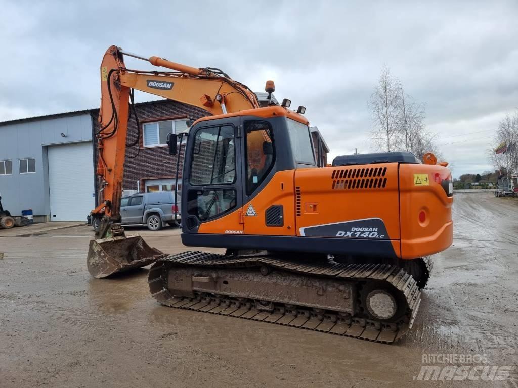 Doosan DX 140 LC Crawler excavators