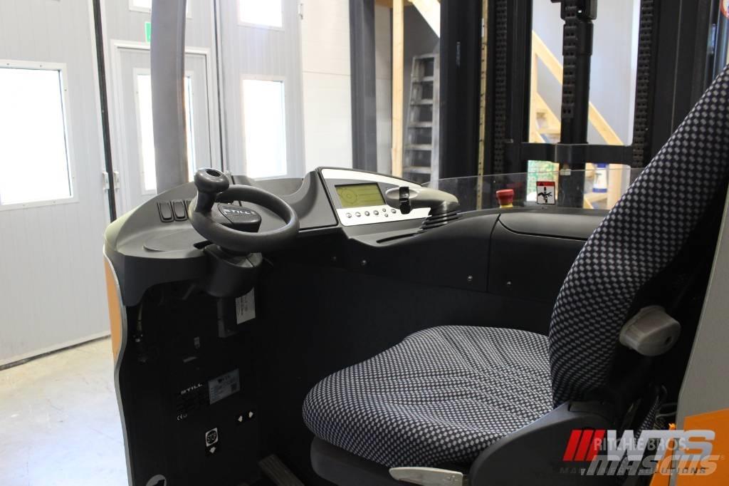 Still FMX17 Reach truck