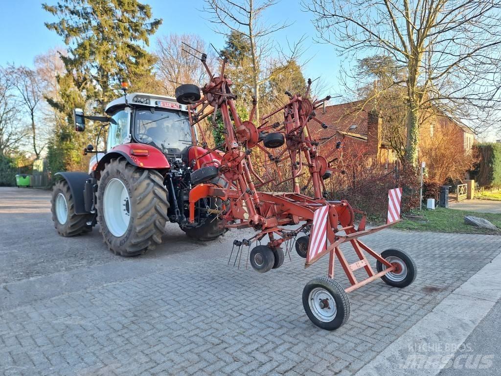 Kuhn GF 8501 T Rakes and tedders