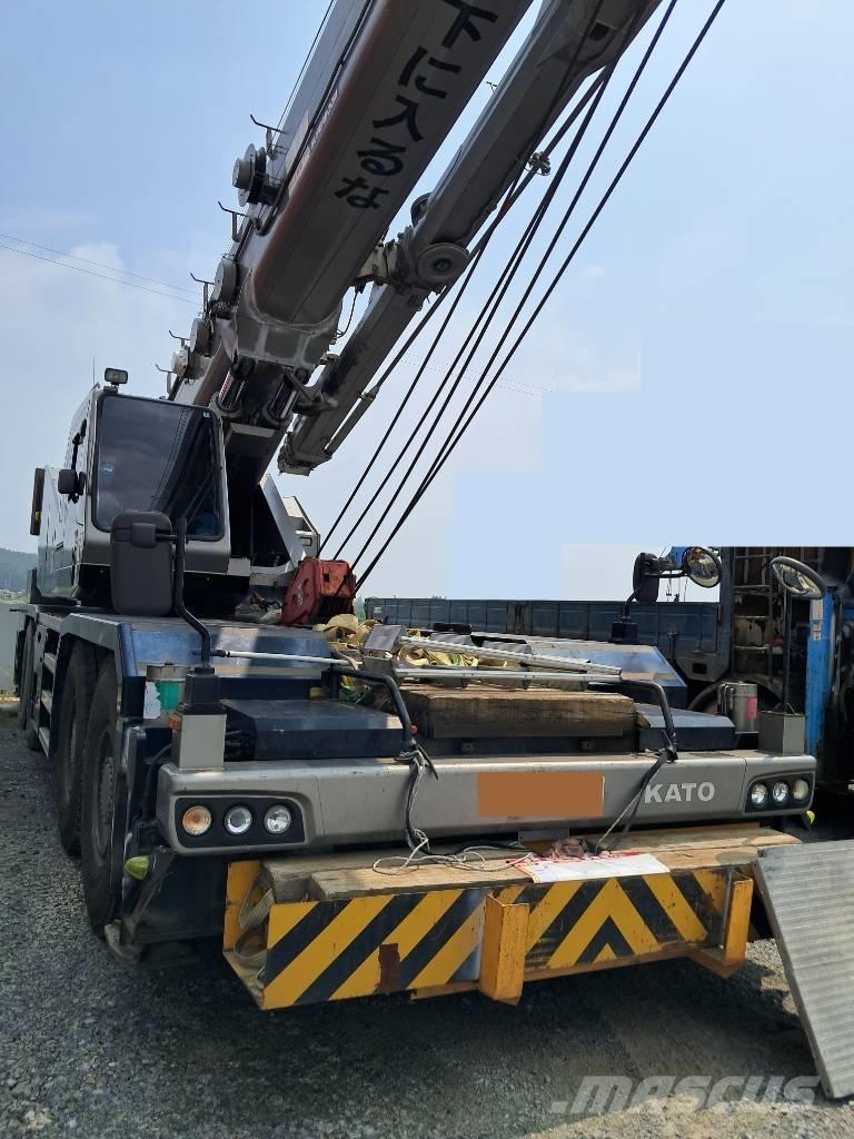 Kato KR-75H Rough terrain cranes