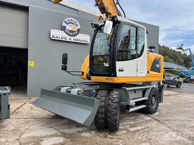 Liebherr 916 Wheeled excavators